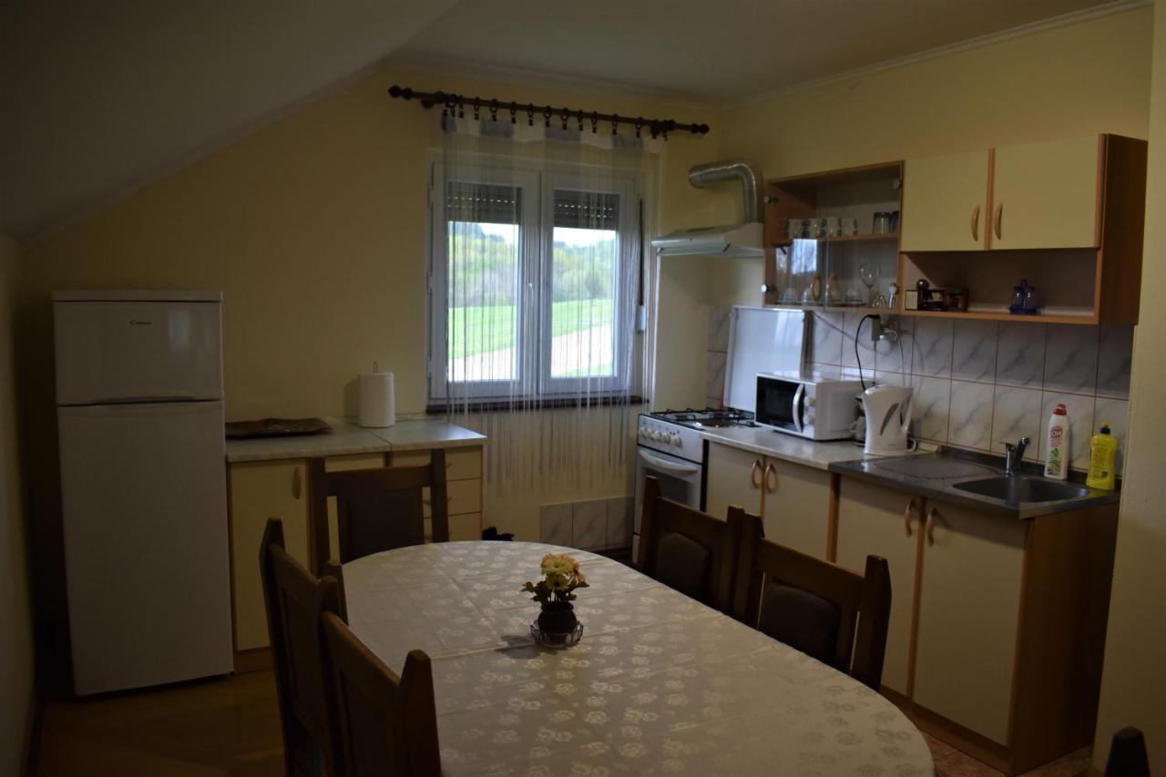 Apartments Sabljak Раковица Екстер'єр фото