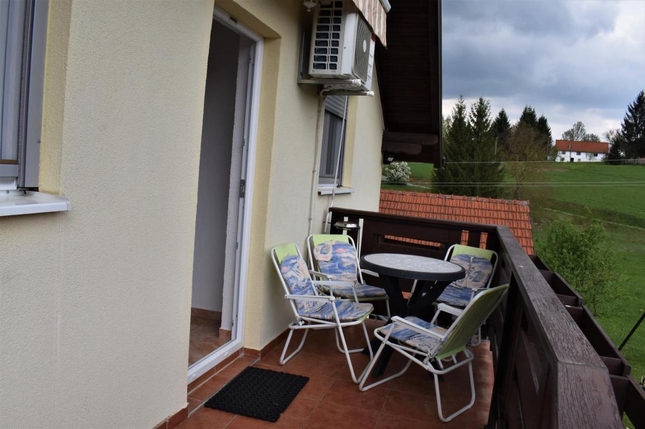 Apartments Sabljak Раковица Екстер'єр фото